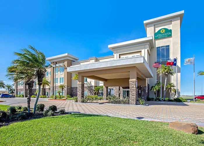 Top Downtown Hotels in Portland's Vibrant Core