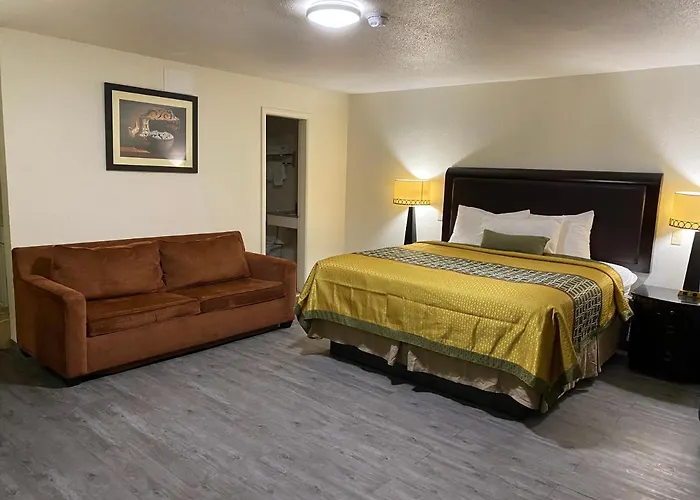 Top Hotels Near Fremont Las Vegas